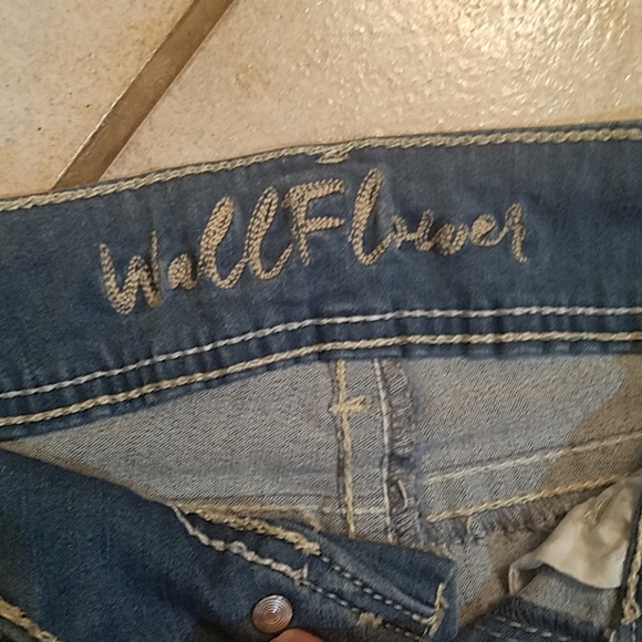 Wallflower Jeggings - Picture 2 of 2